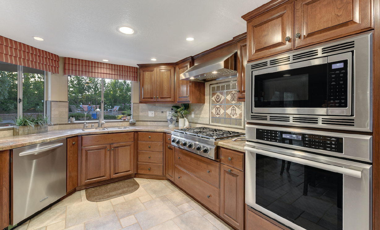 5111 E Paseo De Grace, Anaheim CA: 