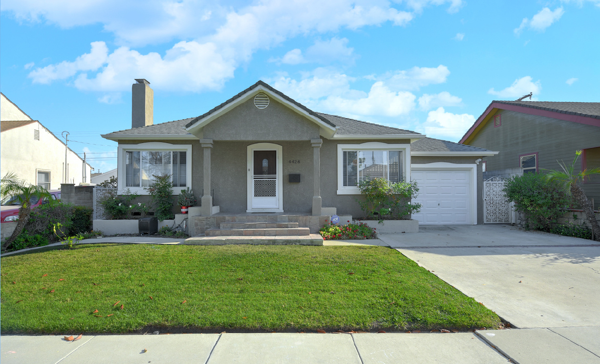 4428 E Lavante Street, Long Beach CA: 