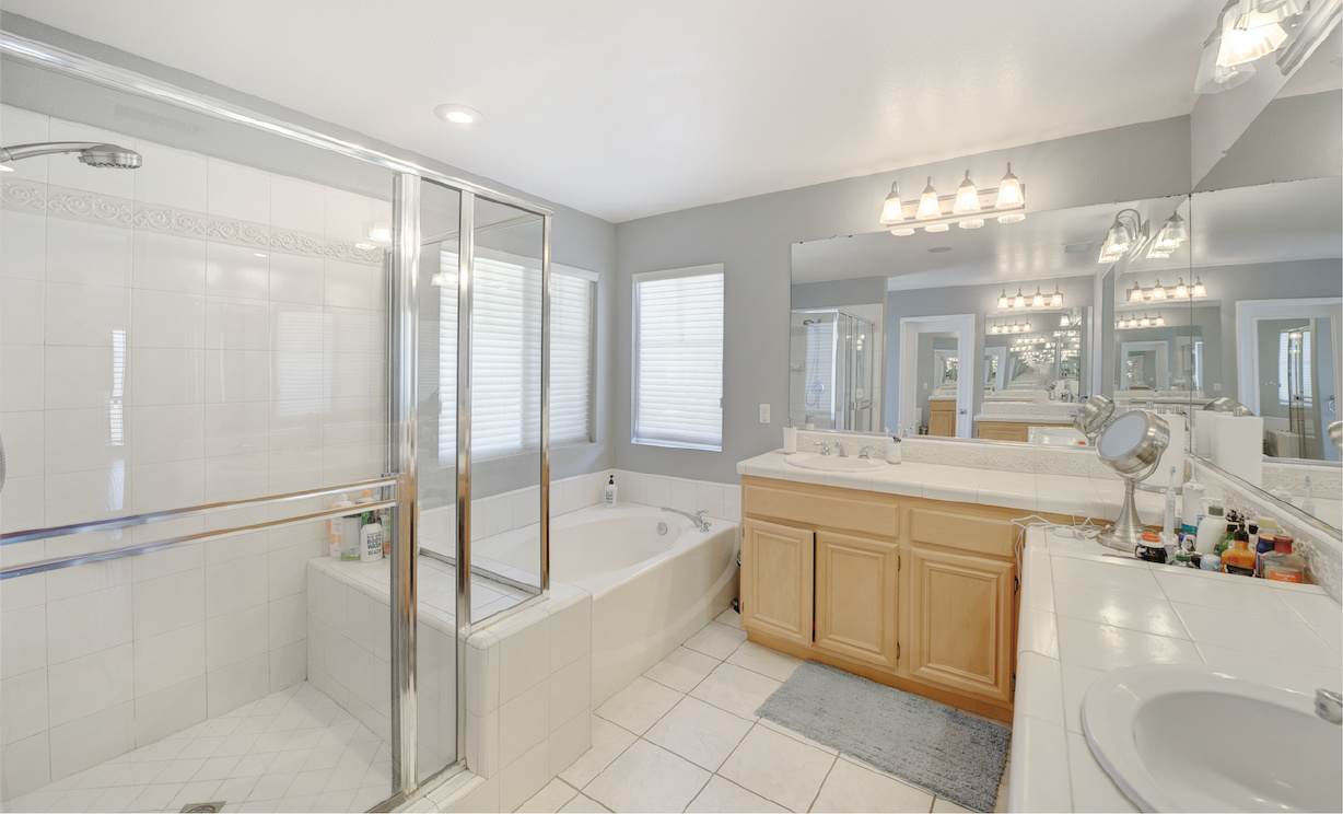 5 Grassy Knoll Lane, Rancho Santa Margarita CA: 