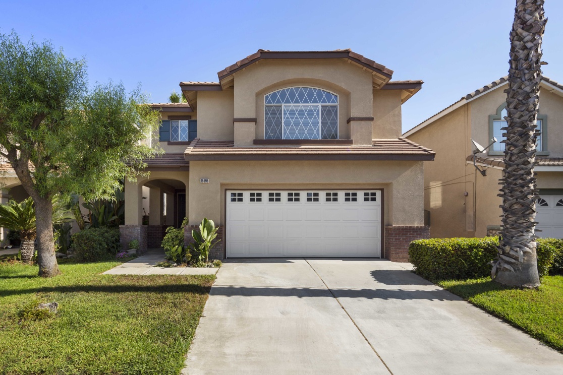 16696 Baywood Lane, Fontana CA: 