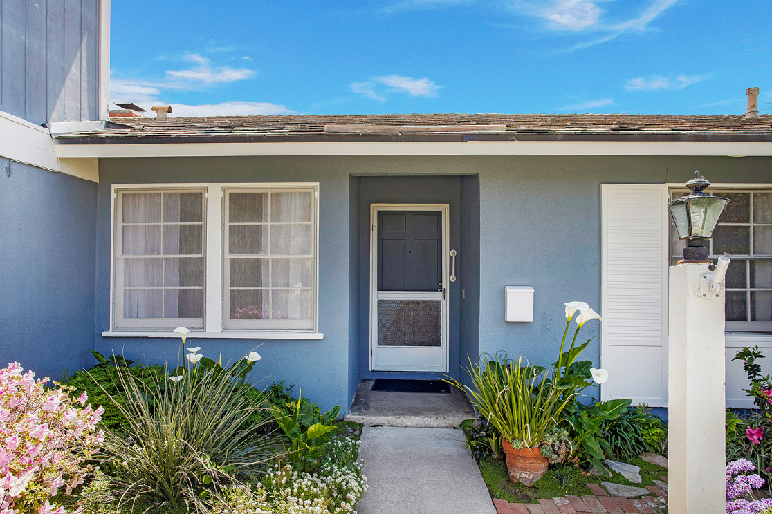 8806 La Casita Avenue, Fountain Valley CA: 