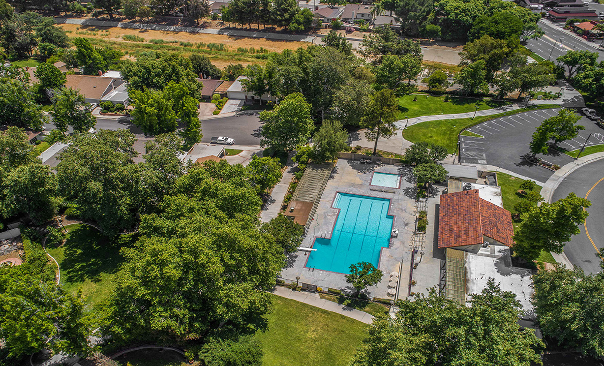 25304 Avenida Cappela, Valencia CA: 