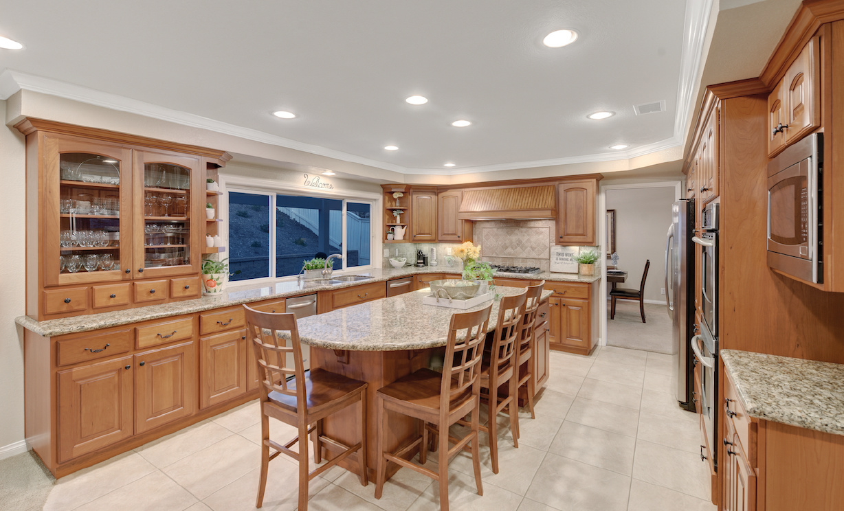 24192 Via San Clemente, Mission Viejo CA: 