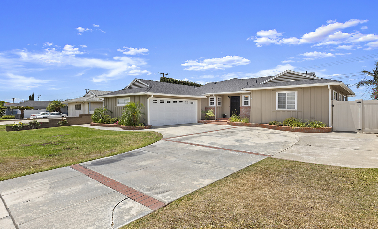 12735 Stanhill Dr, La Mirada CA: 