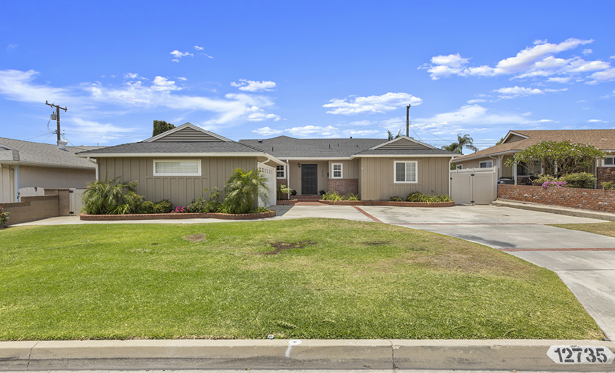 12735 Stanhill Dr, La Mirada CA: 