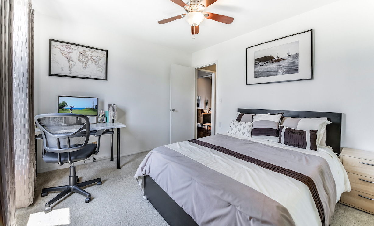 17628 Alburtis Avenue #10, Artesia CA: 