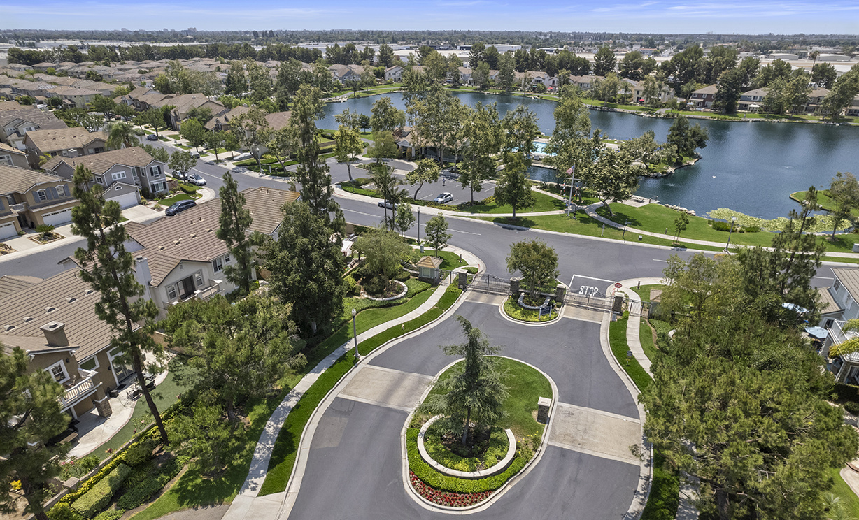 10 Eastwind Drive, Buena Park CA: 