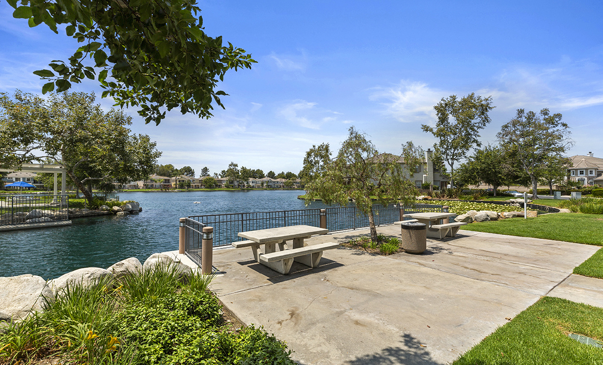 10 Eastwind Drive, Buena Park CA: 