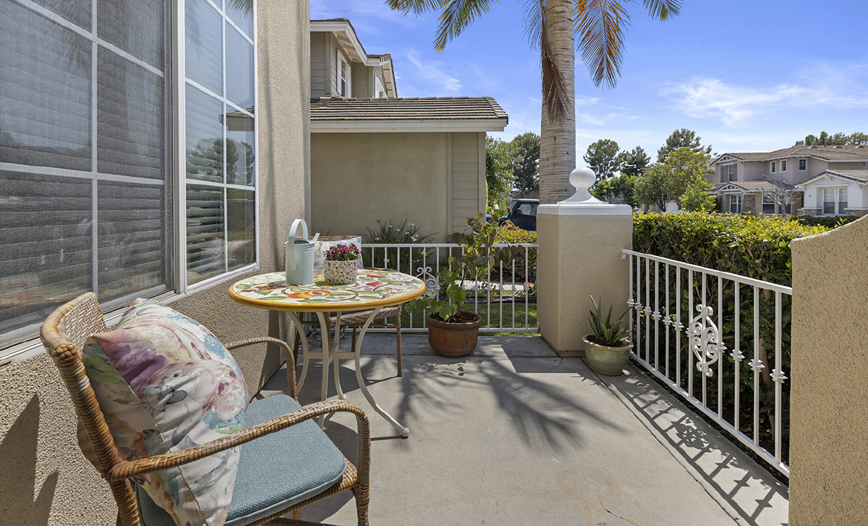 10 Eastwind Drive, Buena Park CA: 