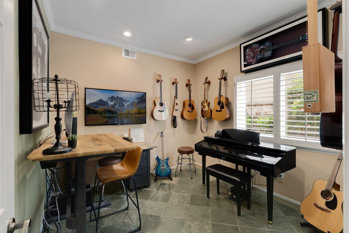 14286 Alder Wood Ln, Chino Hills CA: 