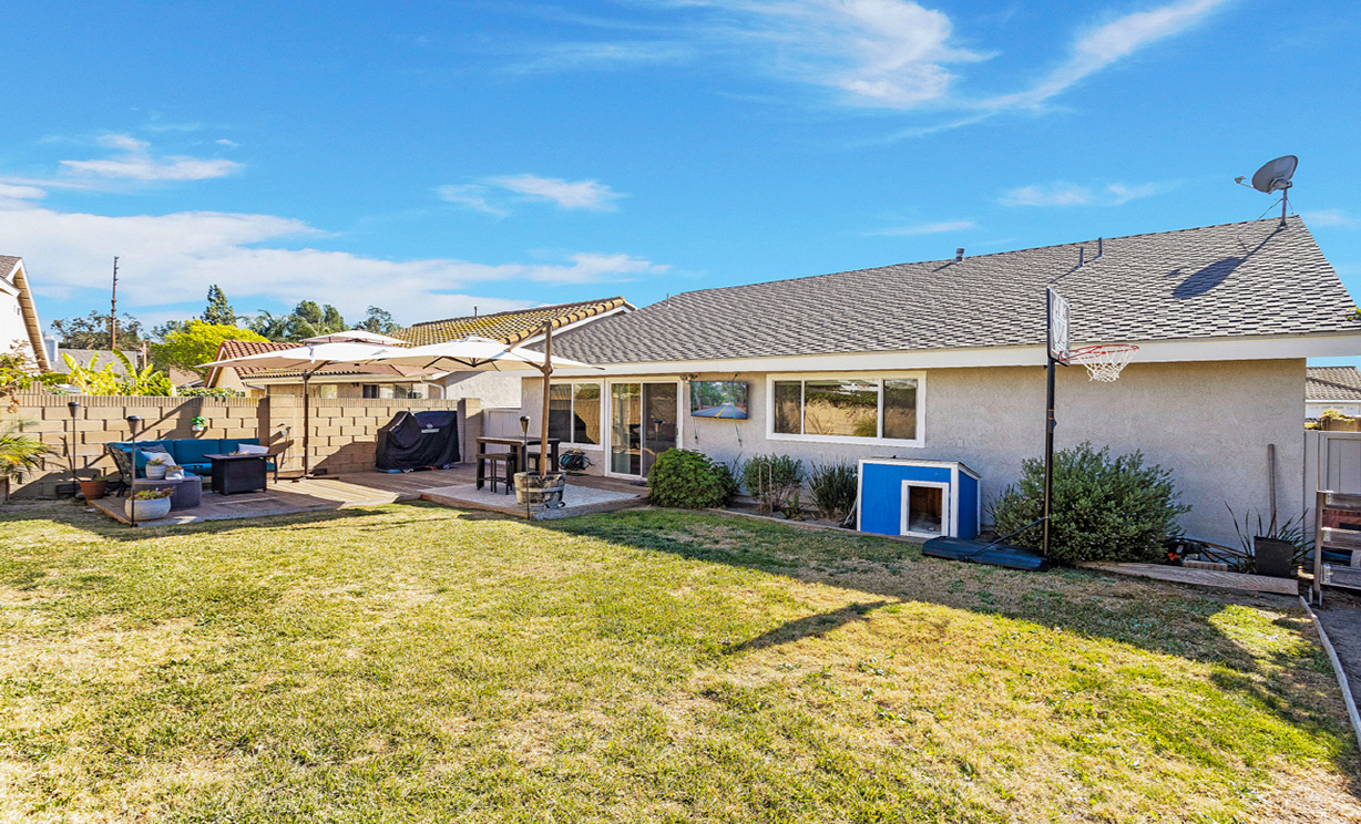 1230 N Dolores Street, Anaheim Hills CA: 