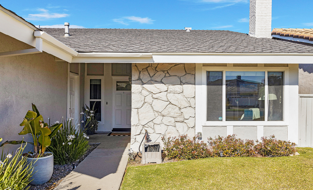 1230 N Dolores Street, Anaheim Hills CA: 