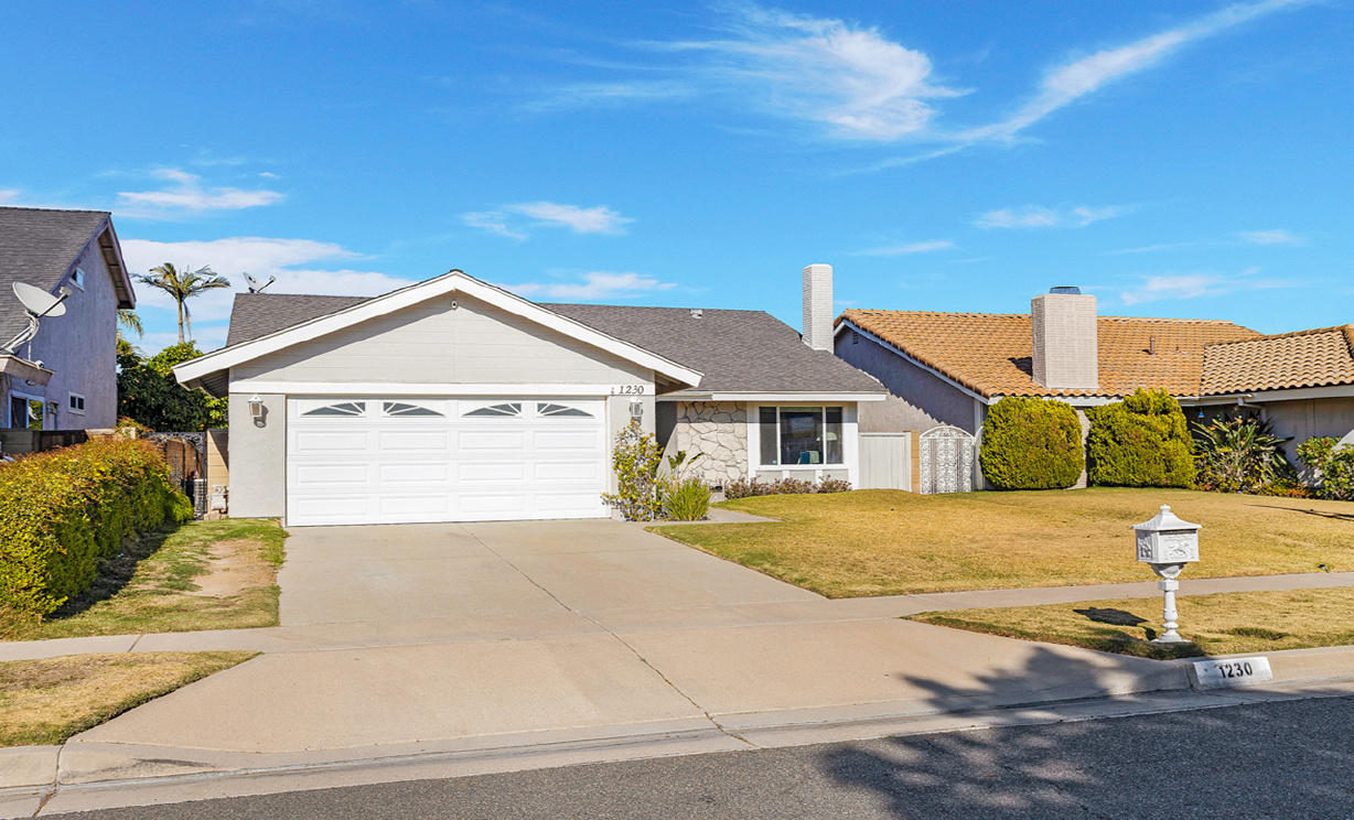 1230 N Dolores Street, Anaheim Hills CA: 