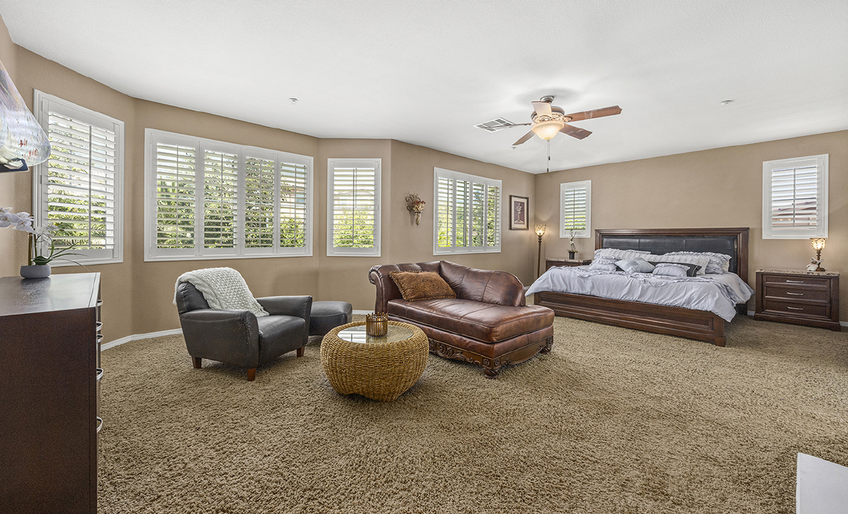 15166 Willow Wood Lane, Fontana CA: 