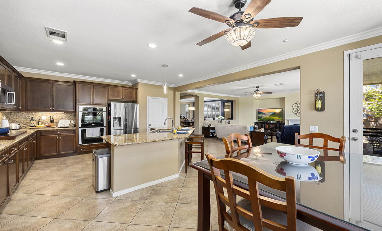 4853 Ravenwood Court, Fontana CA: 