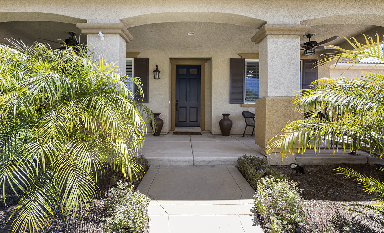 4853 Ravenwood Court, Fontana CA: 