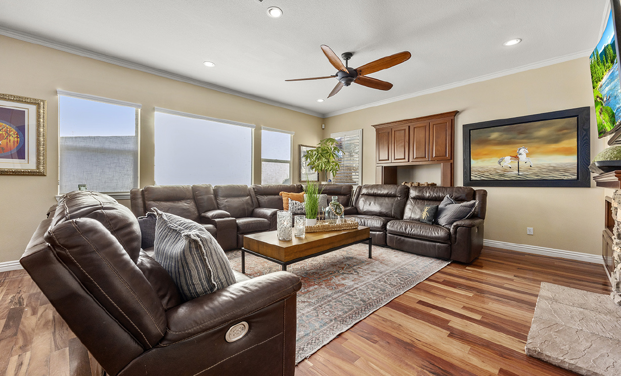 3489 Golden Poppy Way, Yorba Linda CA: 
