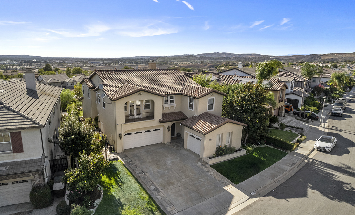 3489 Golden Poppy Way, Yorba Linda CA: 