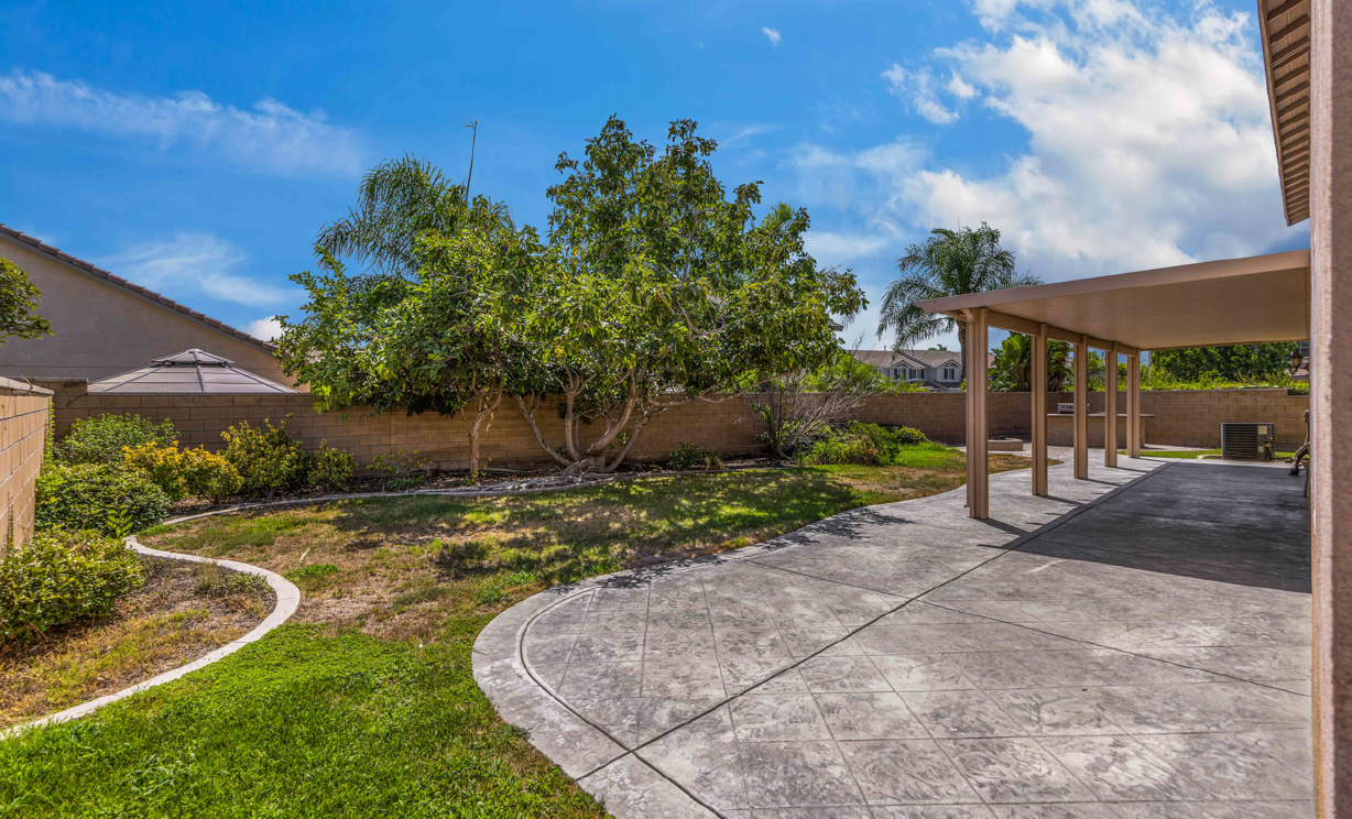 12911 Castle Road, Eastvale CA: 