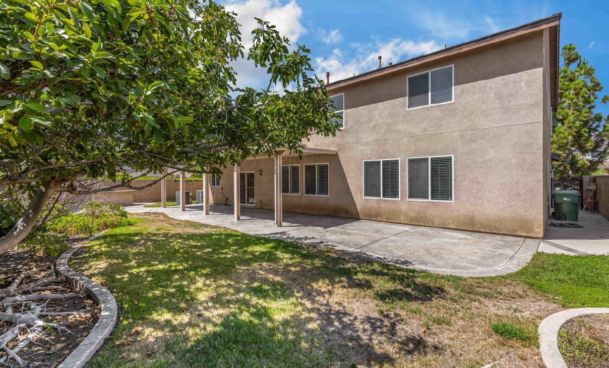 12911 Castle Road, Eastvale CA: 