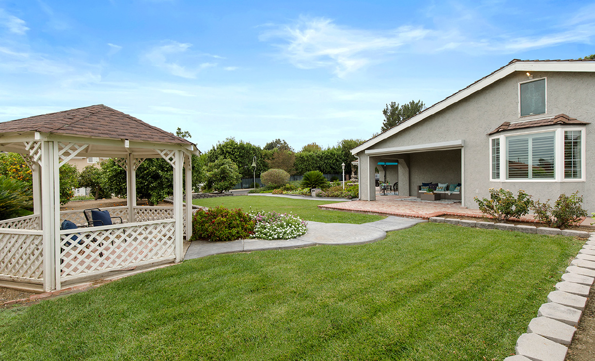 5434 Mountain View Ave, Yorba Linda CA: 