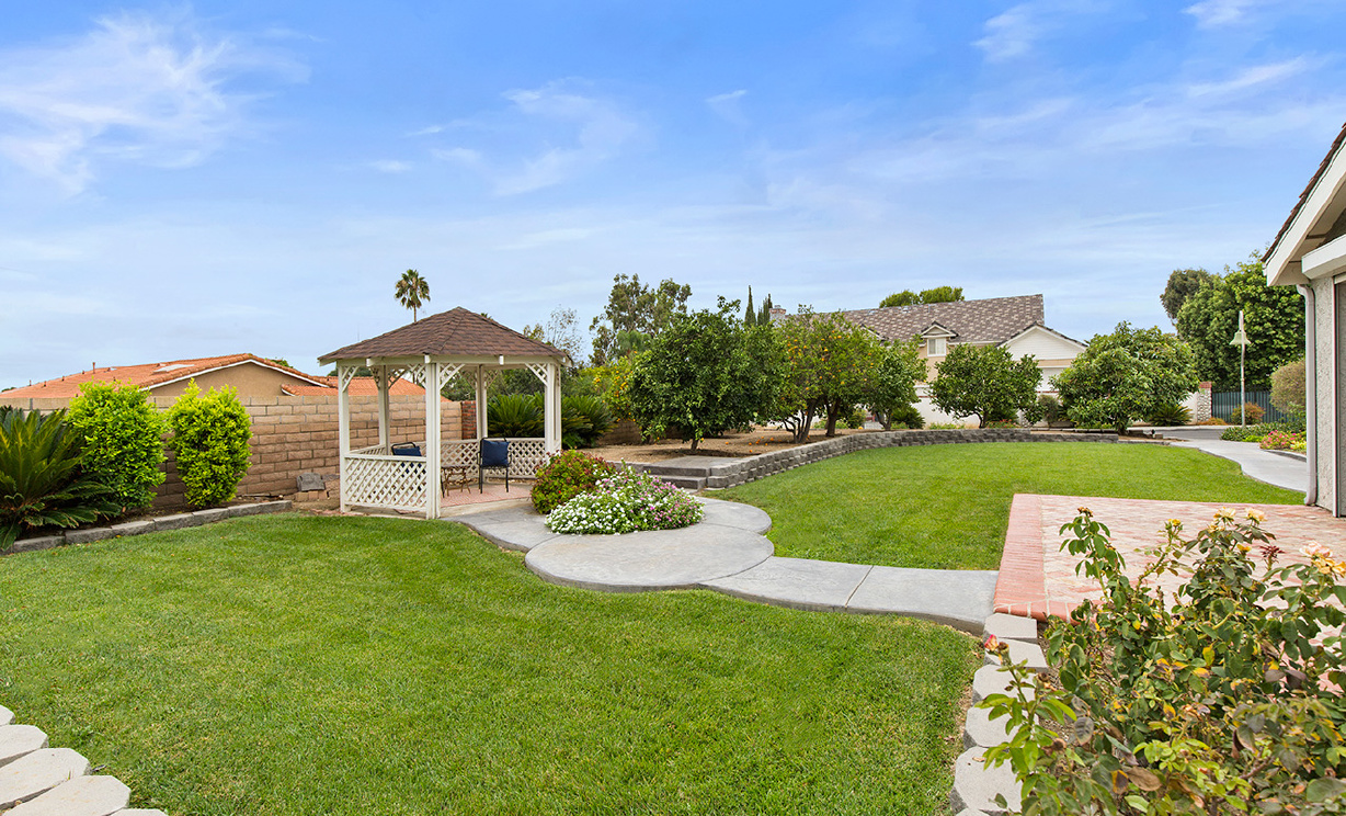 5434 Mountain View Ave, Yorba Linda CA: 