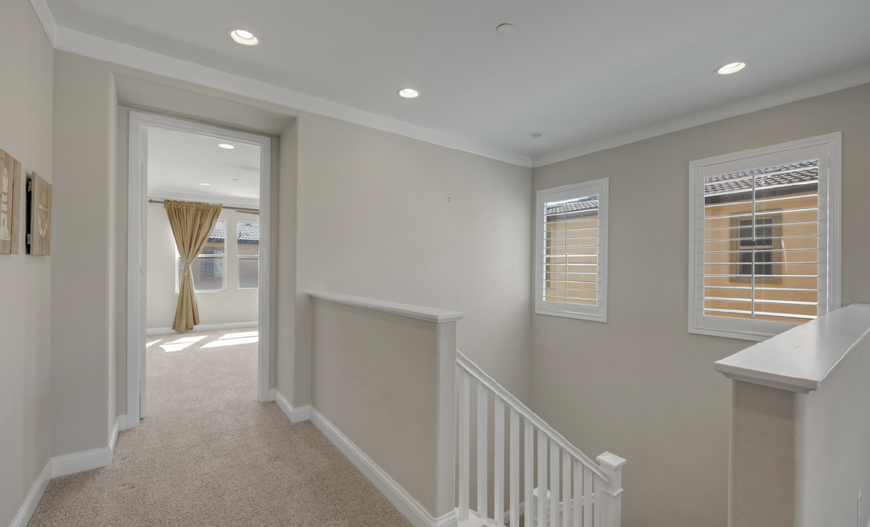 5072 S Centennial Circle, Ontario CA: 