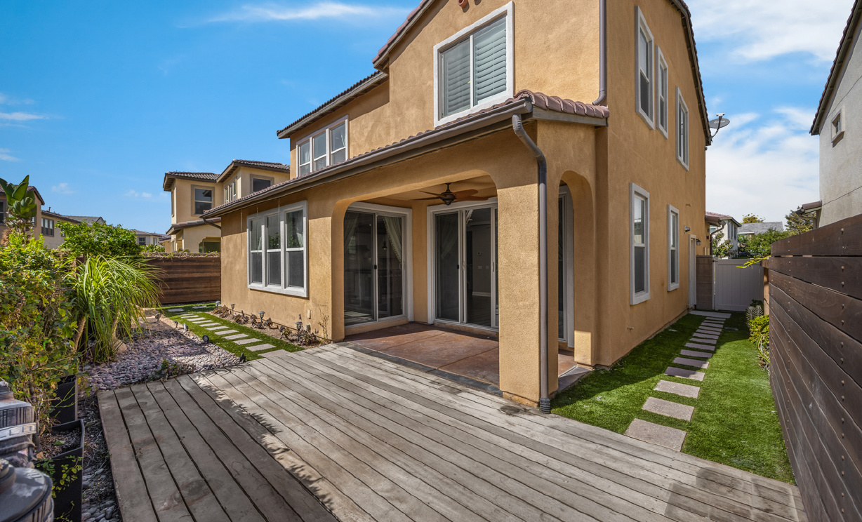 5072 S Centennial Circle, Ontario CA: 