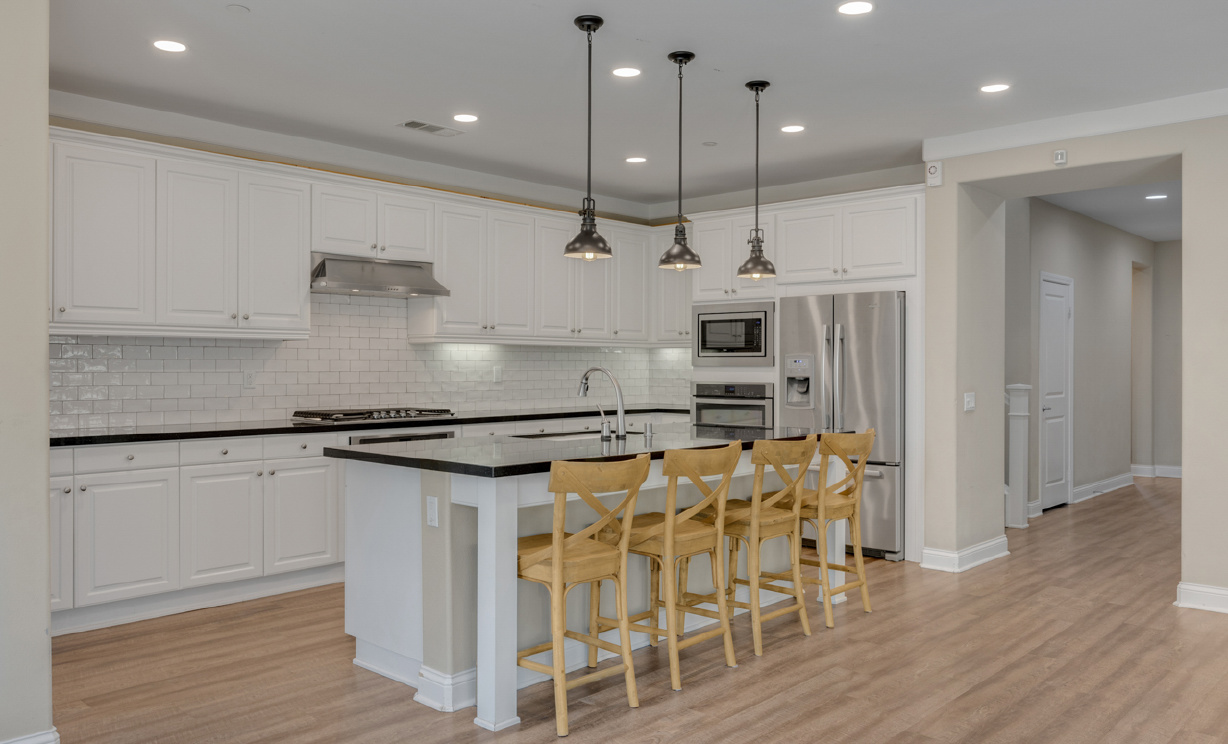5072 S Centennial Circle, Ontario CA: 
