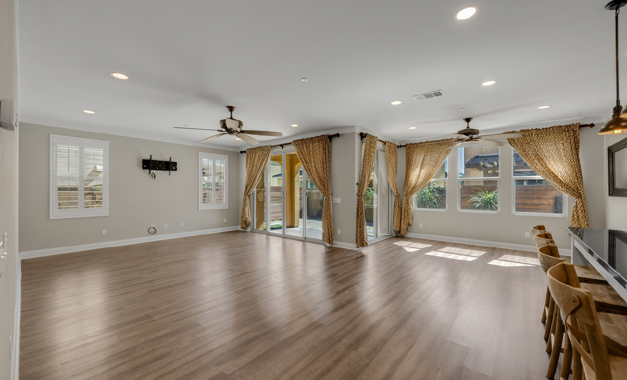 5072 S Centennial Circle, Ontario CA: 