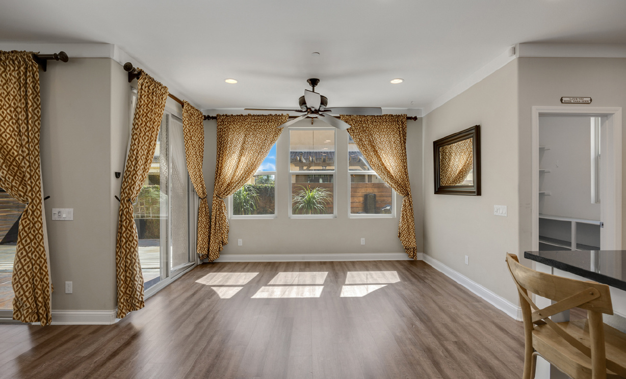 5072 S Centennial Circle, Ontario CA: 