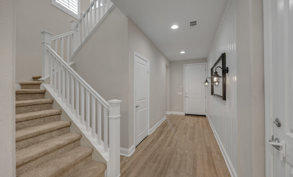 5072 S Centennial Circle, Ontario CA: 