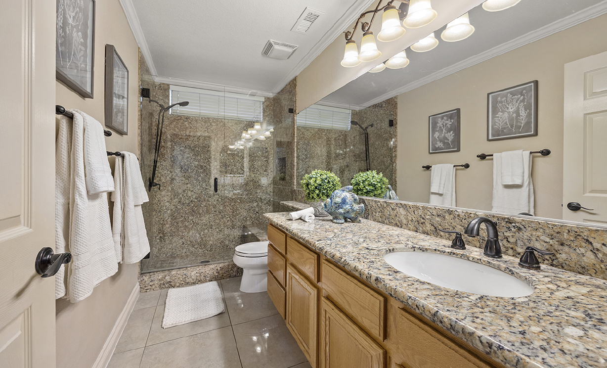 1065 Nighthawk Circle, Corona CA: 