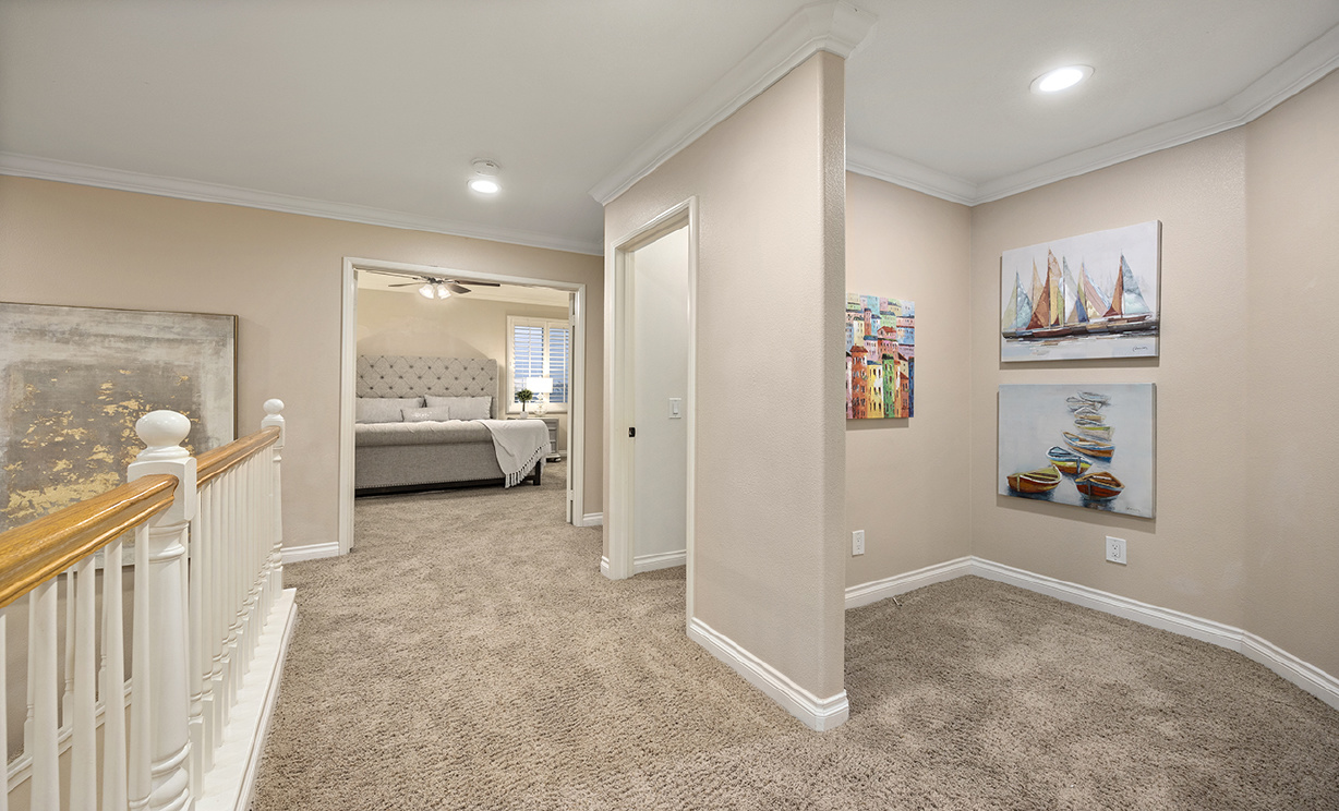 1065 Nighthawk Circle, Corona CA: 