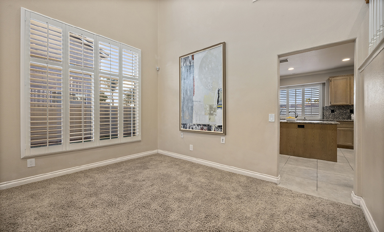 1065 Nighthawk Circle, Corona CA: 