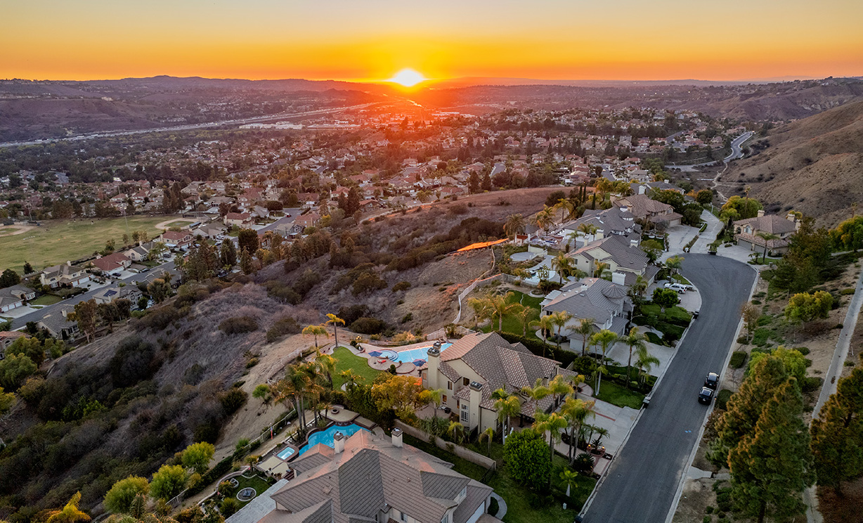 26950 Abbey Glen Dr, Yorba Linda CA: 