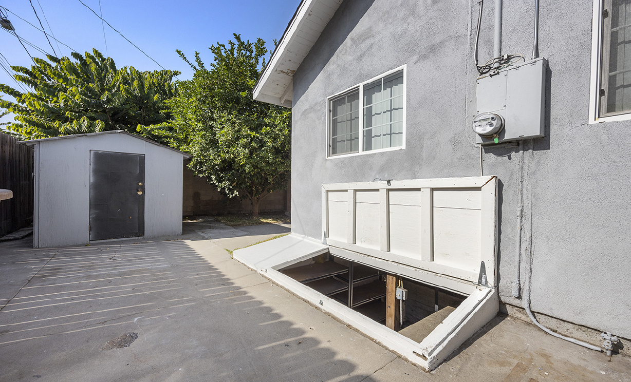 1232 W La Palma Avenue, Anaheim CA: 