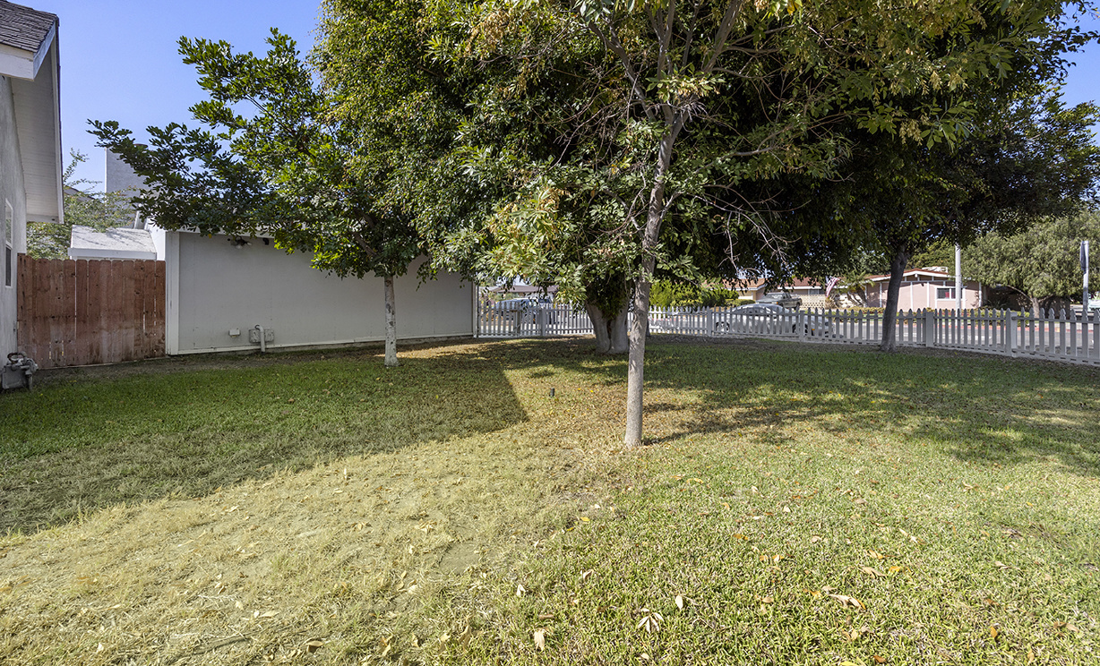 1232 W La Palma Avenue, Anaheim CA: 