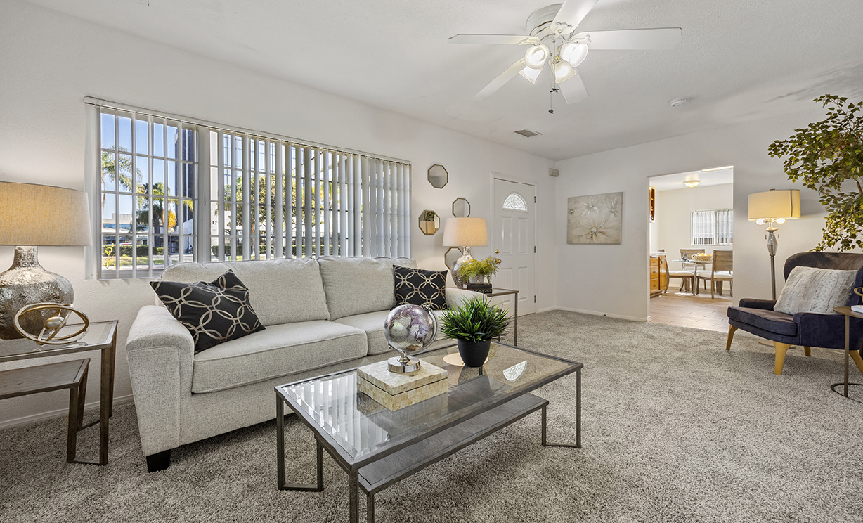 1232 W La Palma Avenue, Anaheim CA: 