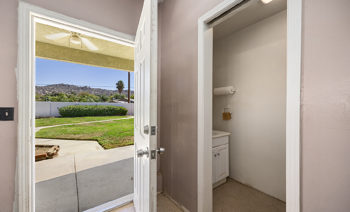 29248 San Jacinto, Nuevo CA: 