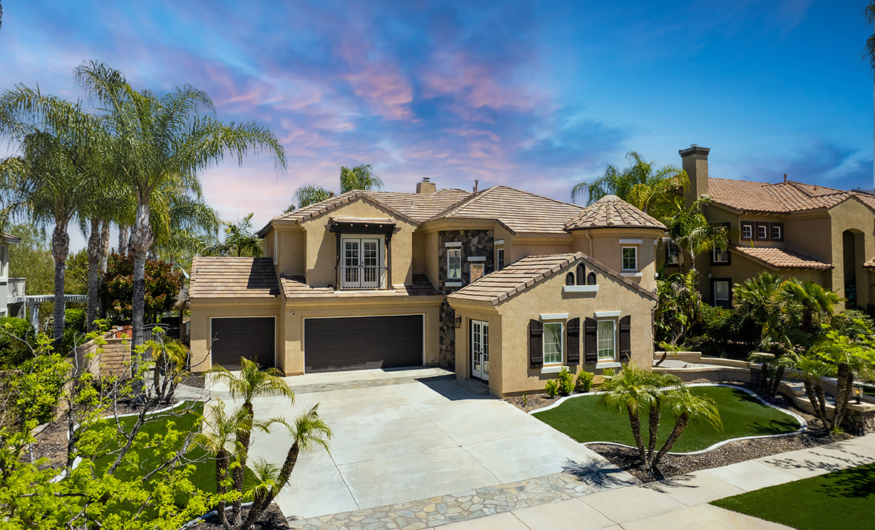4453 Signature Dr, Corona CA: 
