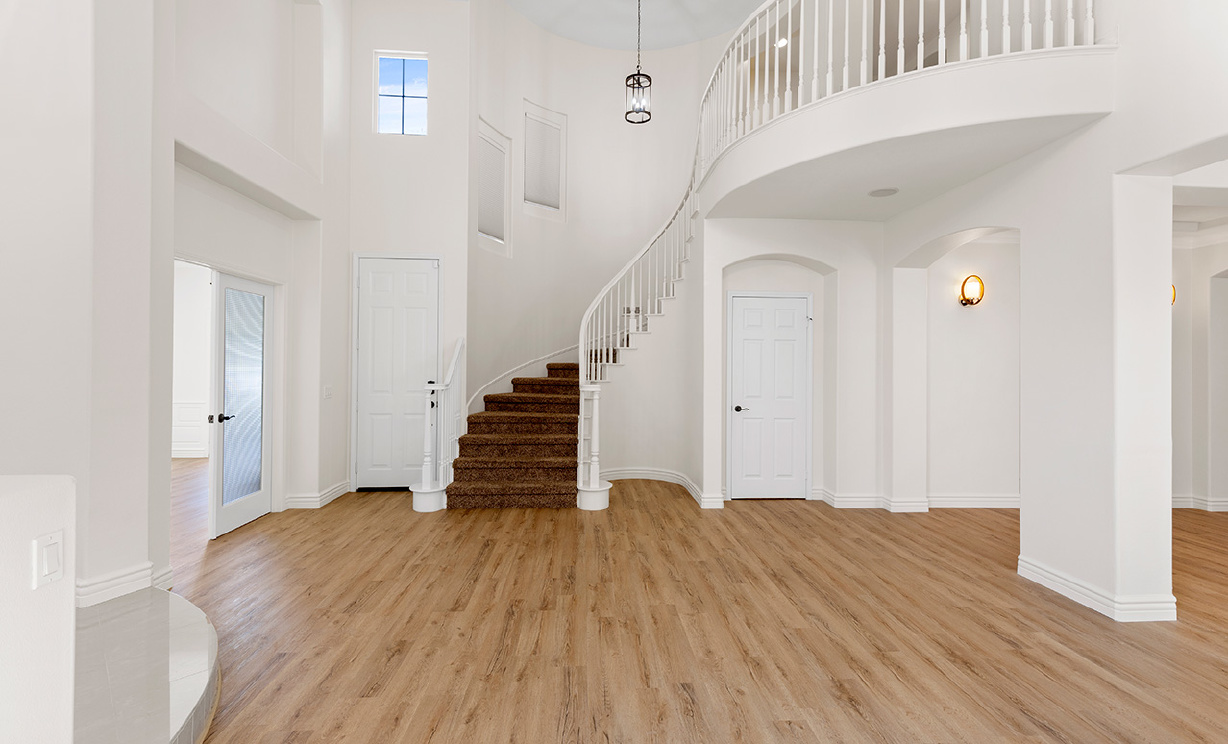 4453 Signature Dr, Corona CA: 