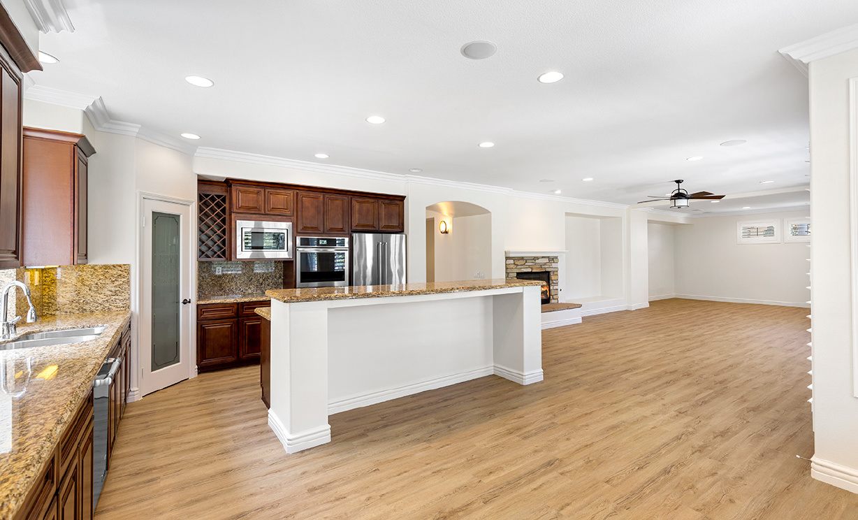 4453 Signature Dr, Corona CA: 