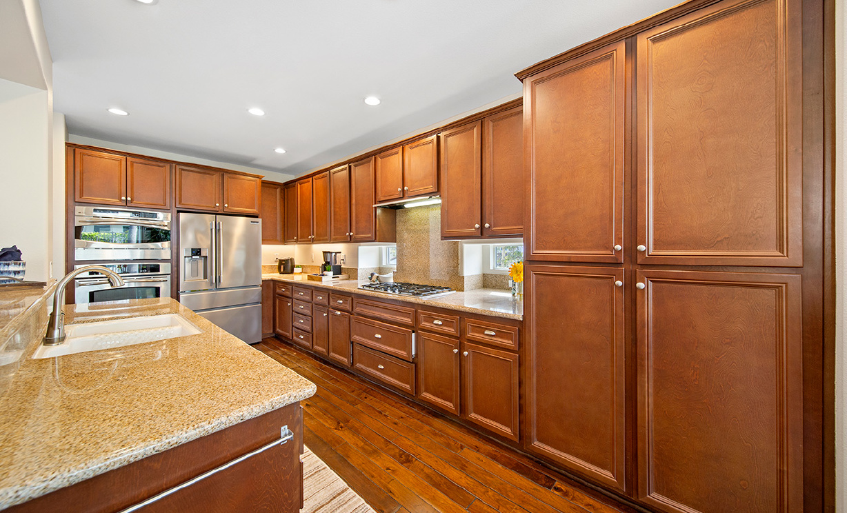 18933 Kentucky Downs Ln, Yorba Lida CA: 