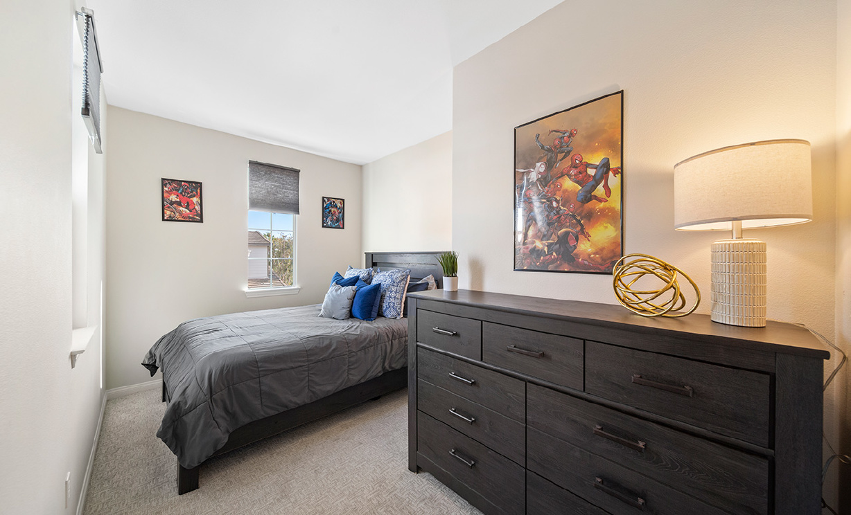 18933 Kentucky Downs Ln, Yorba Lida CA: 