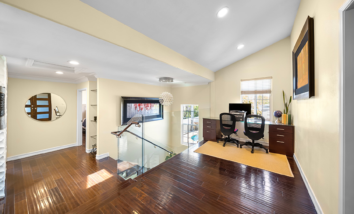 12102 Reagan St, Los Alamitos  CA: 