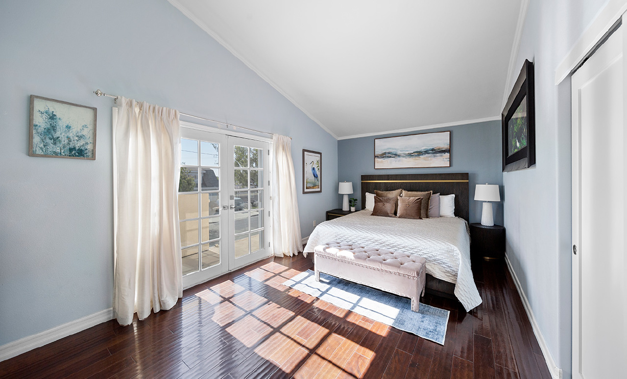 12102 Reagan St, Los Alamitos  CA: 