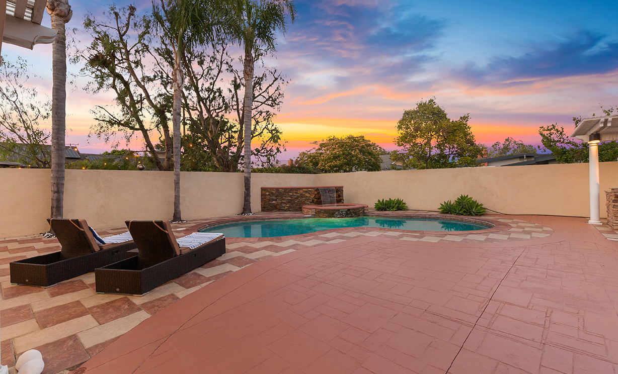 12102 Reagan St, Los Alamitos  CA: 