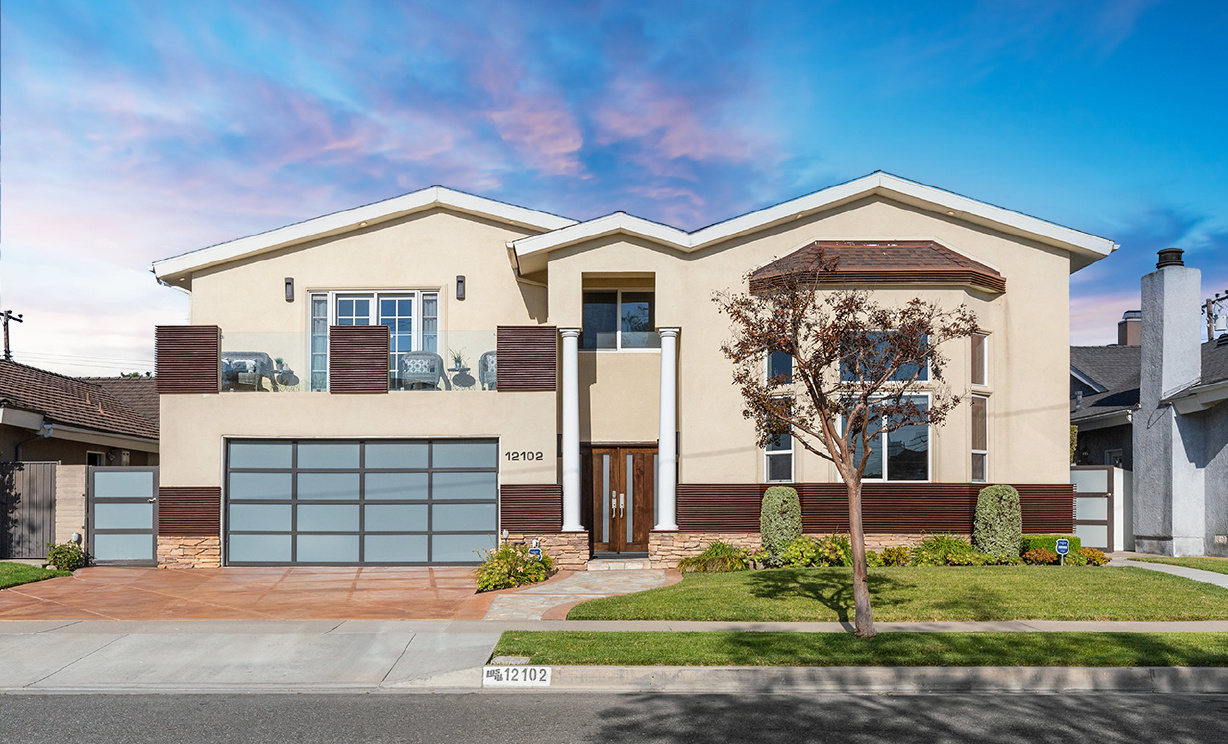 12102 Reagan St, Los Alamitos  CA: 