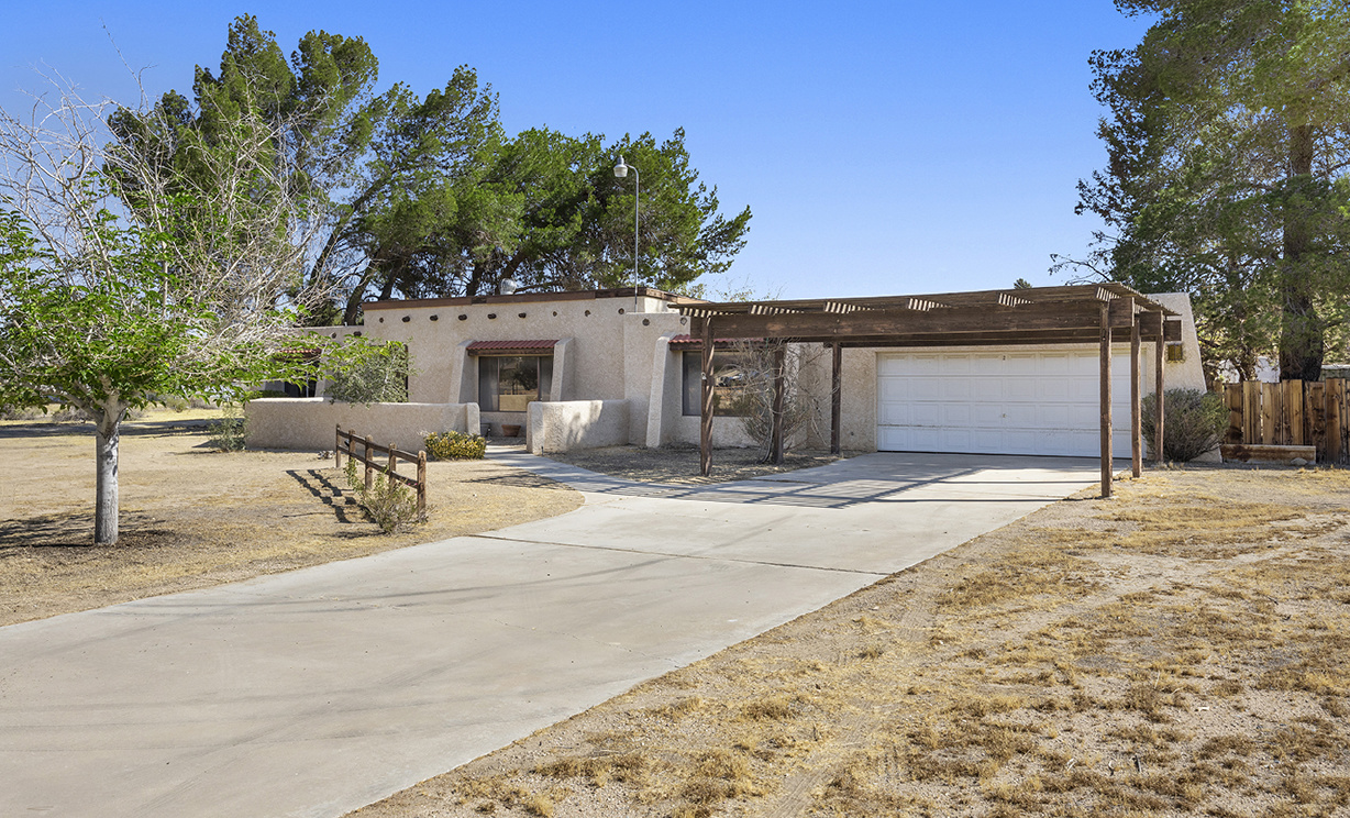 19308 Yanan Road, Apple Valley CA: 